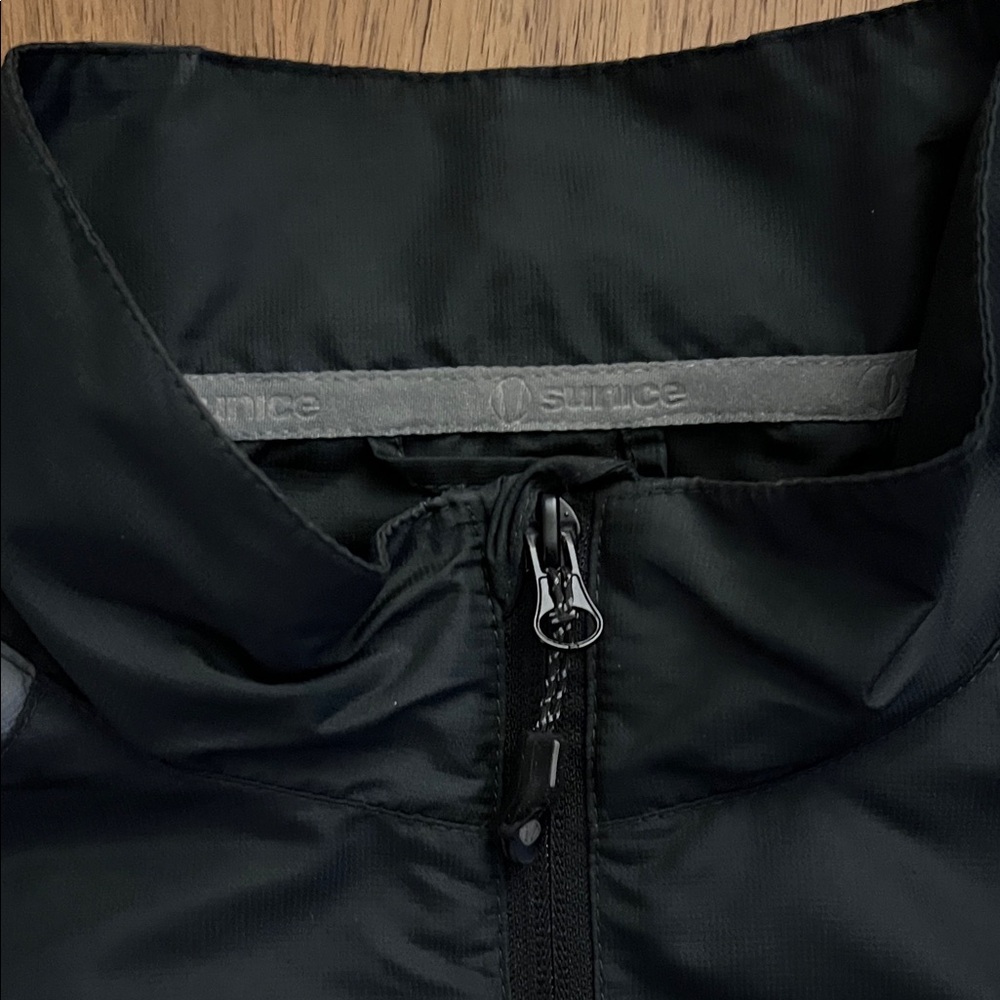 Sunice Black And Gray Performance Jacket - image 4